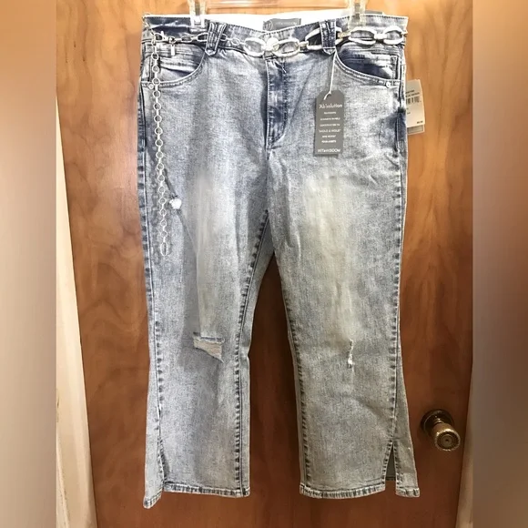 Wit &Wisdom 16 Kick Flare Jeans - Picture 2 of 5